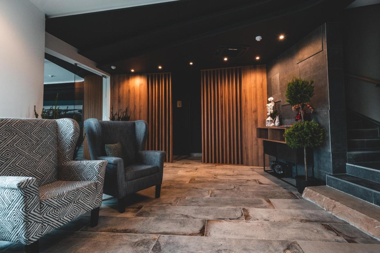 Mediterraneo Luxury Room Esztergom Exterior foto