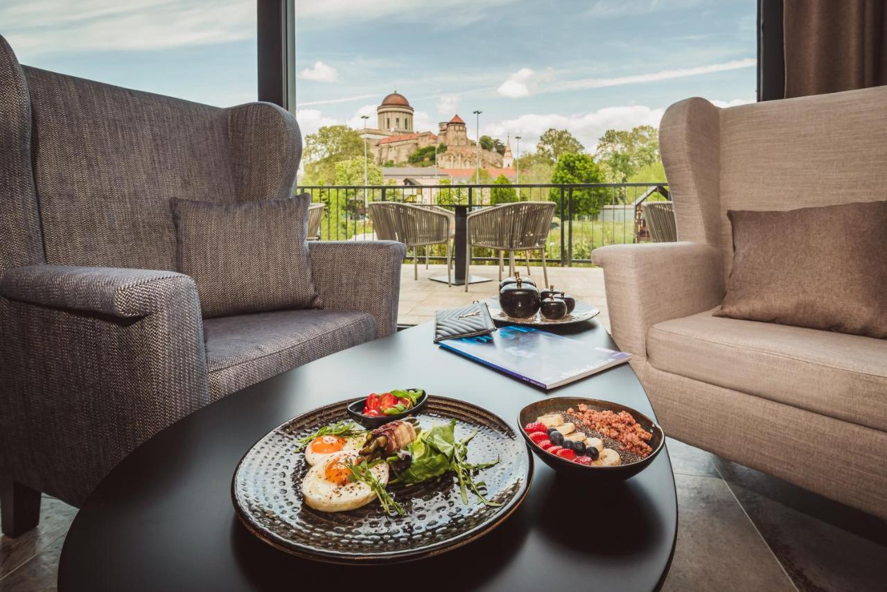 Mediterraneo Luxury Room Esztergom Exterior foto